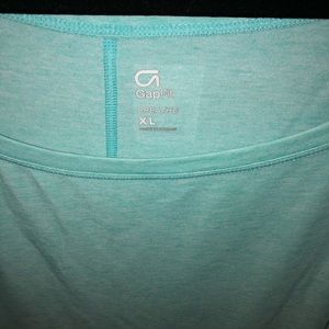 GAP Tops - GapFit Breathe Roll Sleeve T-Shirt GAP Tops - GapFit Breathe Roll Sleeve T-Shirt